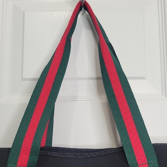 Black and Red Travel Bag with Sporty Design - Picture 6 of 10